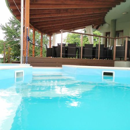 Willa House4U Balatonszárszó Zewnętrze zdjęcie