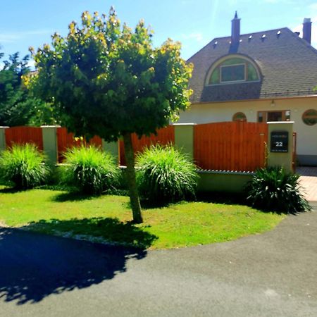 Willa House4U Balatonszárszó Zewnętrze zdjęcie