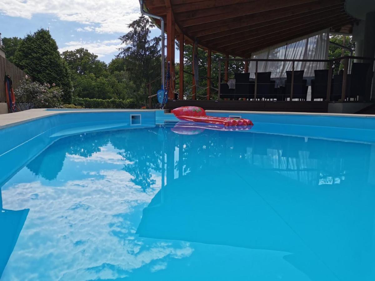 Willa House4U Balatonszárszó Zewnętrze zdjęcie