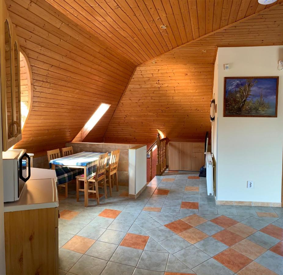 Willa House4U Balatonszárszó Zewnętrze zdjęcie