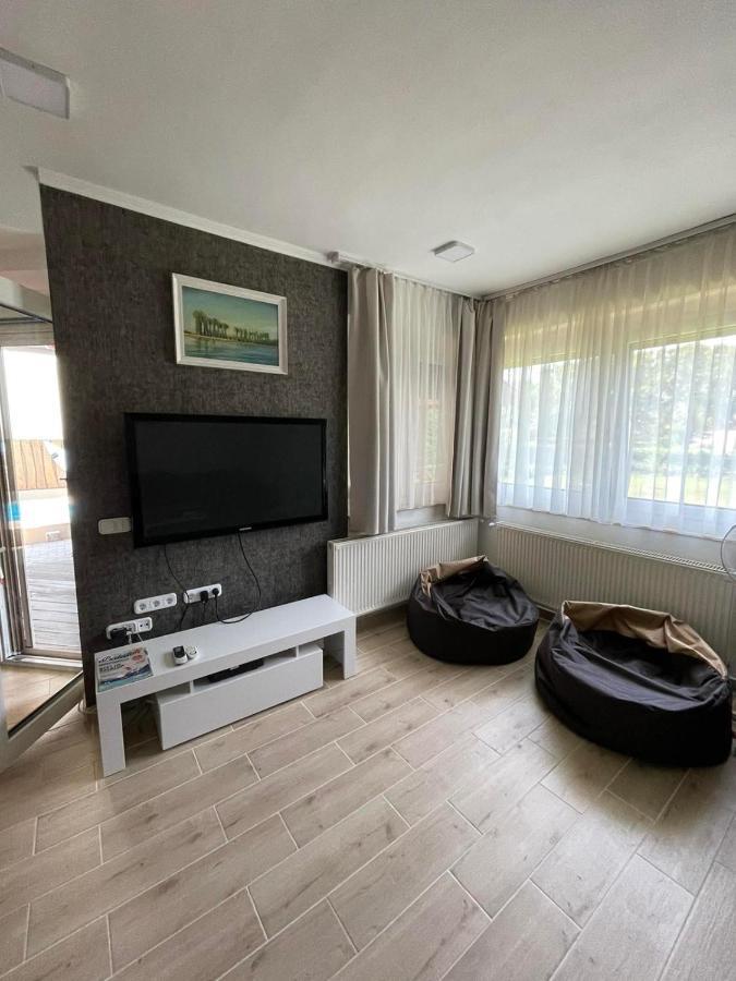 Willa House4U Balatonszárszó Zewnętrze zdjęcie